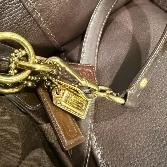 Coach Tan and Brown Signature Shoulder Bag - Picture 3 of 7